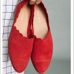 Klub Nico Georgette scalloped flats in red
